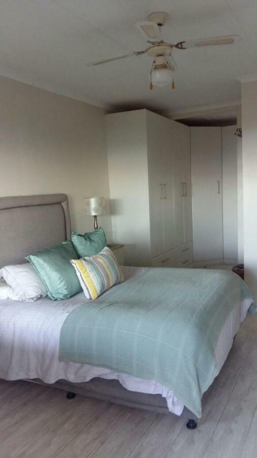 Drommedaris Apartment Gordons Bay Exterior photo